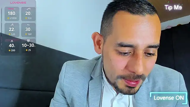 jhonyalzate2 online show from 18, 9, 2025