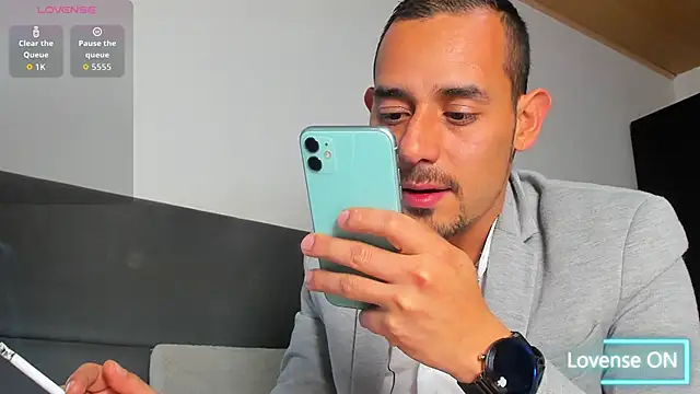 jhonyalzate2 online show from 27, 2, 2026