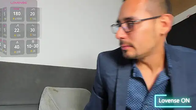 jhonyalzate2 online show from 28, 2, 2026