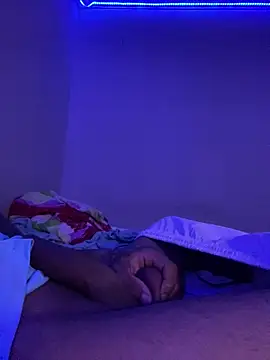 Rayanzimaker online show from 10, 4, 2026