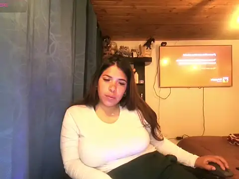 Snapshot of kaaq2 chatting on 14, 2, 2026 kaaq2 online show from 14, 2, 2026