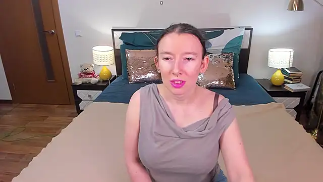 CatherineWalls online show from 8, 2, 2026