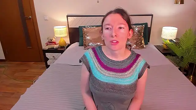 CatherineWalls online show from 15, 5, 2026
