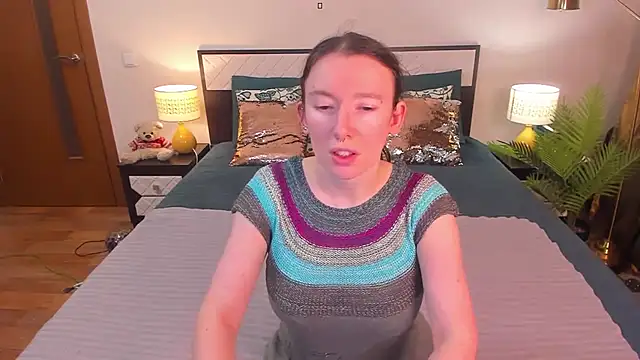 CatherineWalls online show from 7, 4, 2026
