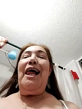 Vicky Rosse online show from 26, 11, 2025