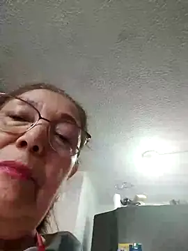 Vicky Rosse online show from 28, 4, 2026