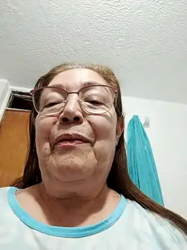 Vicky Rosse online show from 24, 10, 2025