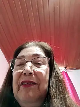 Vicky Rosse online show from 4, 3, 2026