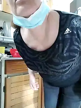 Vicky Rosse online show from 3, 10, 2025