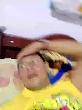 Lachuchaenlacara1988 online show from 25, 1, 2025