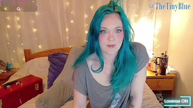 thetinyblue online show from 13, 4, 2026