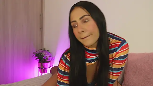 vicky rachell online show from 19, 10, 2025