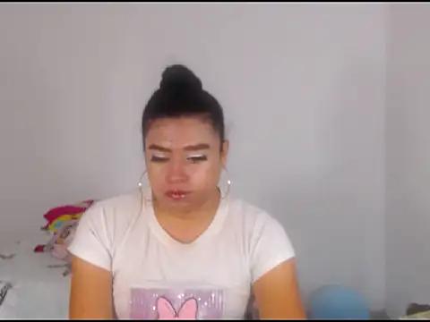 katrinawillff online show from 12, 3, 2026