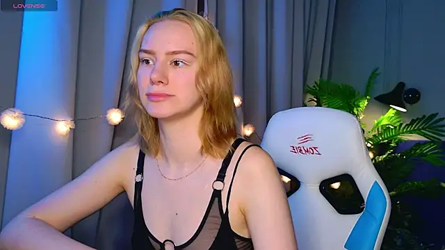 Ramona    online show from 22, 12, 2025