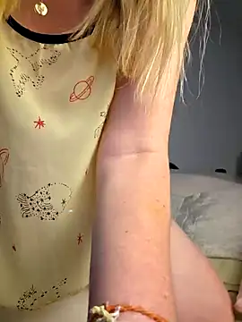 1Sweetnina online show from 15, 12, 2025