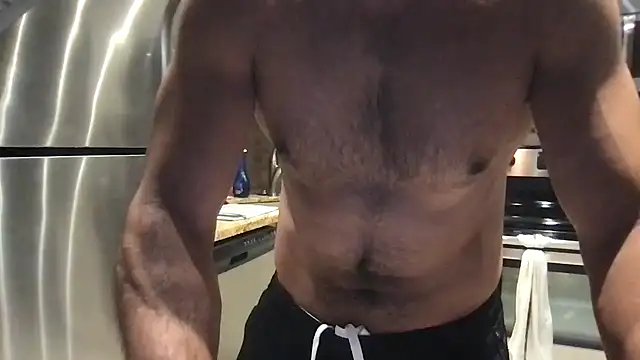 BigGuyMuscle online show from 11, 11, 2025