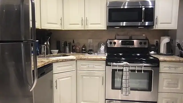 BigGuyMuscle online show from 28, 9, 2025