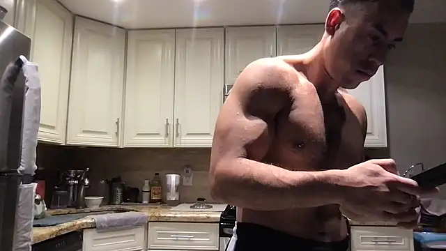 BigGuyMuscle online show from 13, 3, 2026