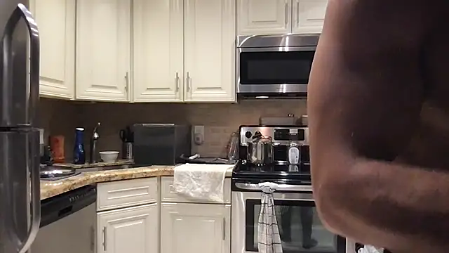 BigGuyMuscle online show from 31, 10, 2025