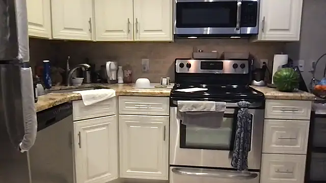 Snapshot of BigGuyMuscle chatting on 8, 1, 2026 BigGuyMuscle online show from 8, 1, 2026