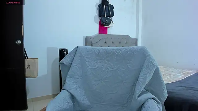 andrea hills online show from 14, 7, 2026