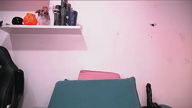 alexaa walker online show from 26, 10, 2025