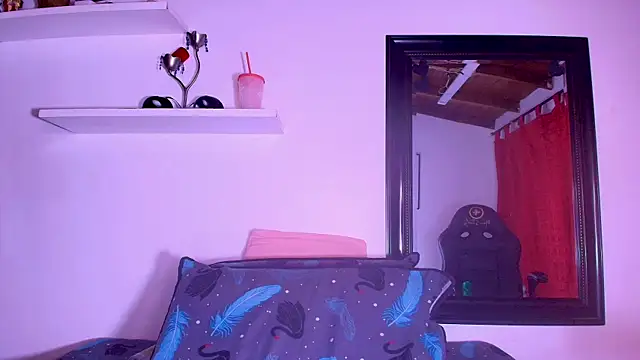 alexaa walker online show from 18, 3, 2025