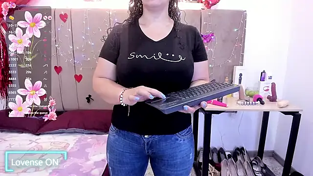 Snapshot of Zaly_mature chatting on 3, 3, 2026 Zaly mature online show from 3, 3, 2026