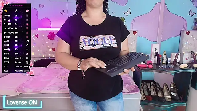 Zaly mature online show from 15, 5, 2026