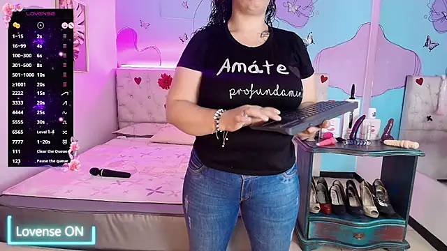 Zaly mature online show from 7, 4, 2026