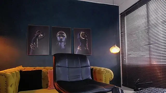 Snapshot of liam_howard chatting on 18, 12, 2025 liam howard online show from 18, 12, 2025