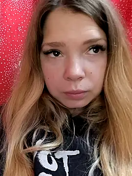 Zuli Kiska online show from 1, 12, 2025