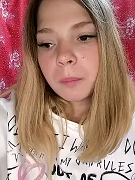 Zuli Kiska online show from 2, 10, 2025