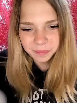 Zuli Kiska online show from 10, 10, 2025