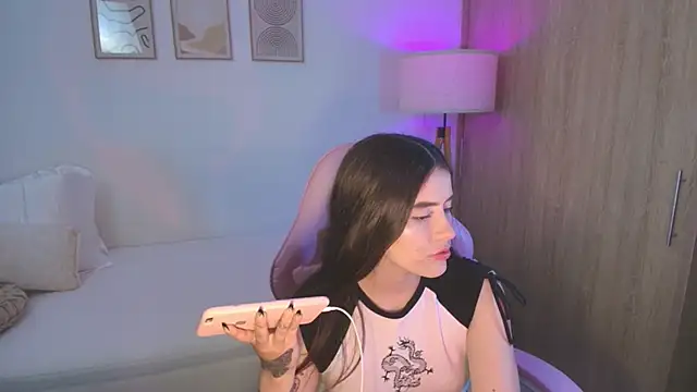 iriswest  online show from 14, 10, 2025