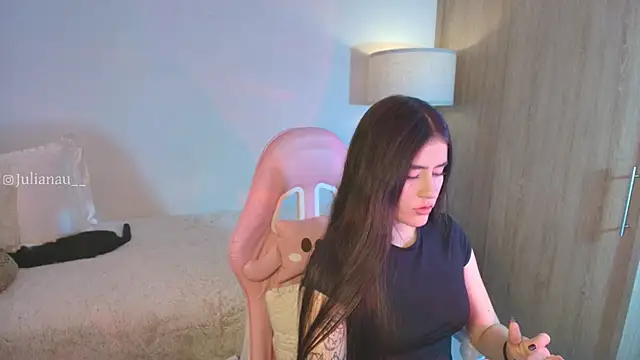 iriswest  online show from 12, 11, 2025