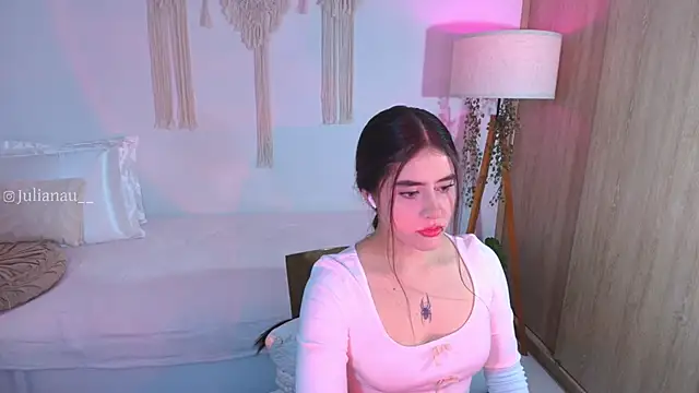 iriswest  online show from 17, 11, 2025