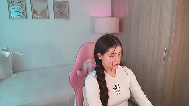 iriswest  online show from 11, 9, 2025