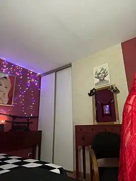 Smiling Irene online show from 14, 2, 2025