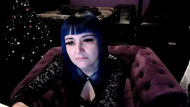 beauty-of-pain online show from 5, 12, 2025