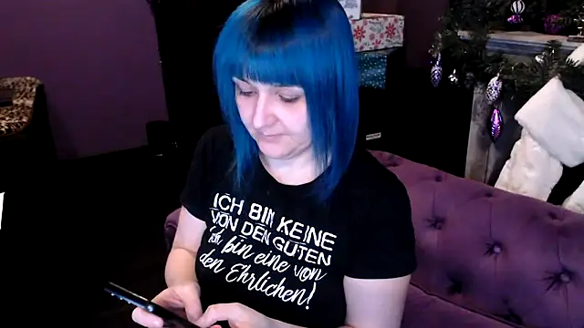 beauty-of-pain online show from 22, 12, 2025