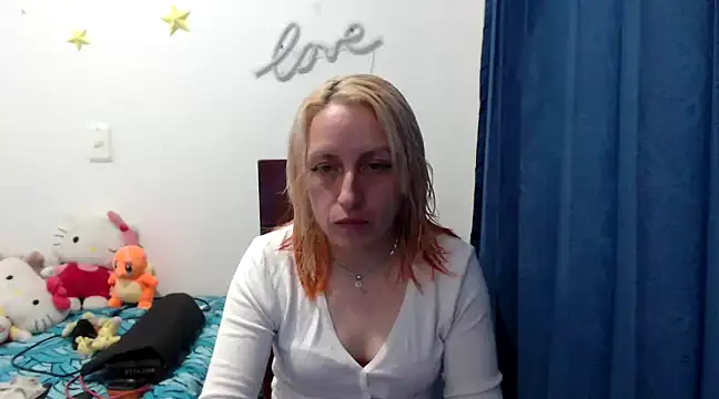 kittykalor09 online show from 8, 12, 2024