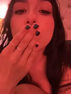 LoveLillyy online show from 10, 3, 2025