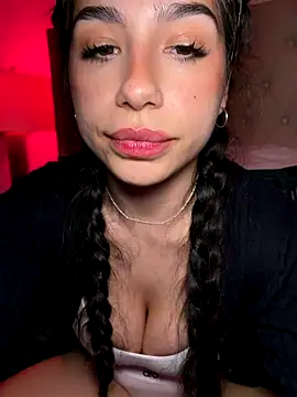 LoveLillyy online show from 5, 12, 2025