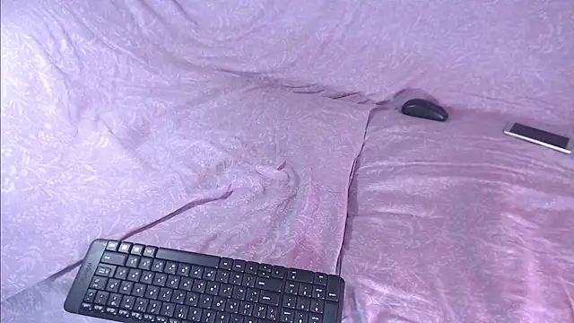 Q T pie online show from 24, 10, 2025