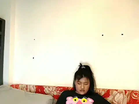 Snapshot of jhon_gade chatting on 3, 10, 2025 jhon gade online show from 3, 10, 2025