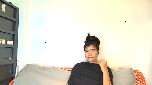 Snapshot of jhon_gade chatting on 27, 11, 2025 jhon gade online show from 27, 11, 2025