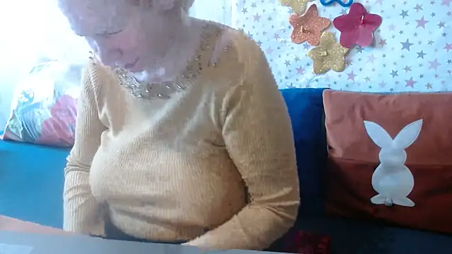 QueenLana online show from 2, 6, 2026