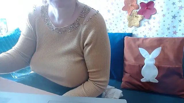 QueenLana online show from 2, 5, 2026