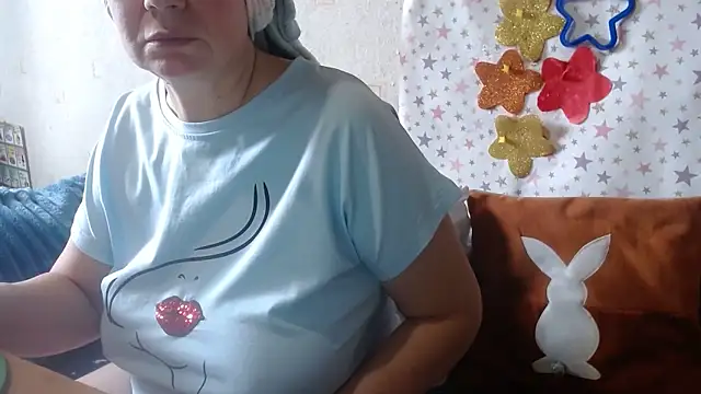 Snapshot of QueenLana chatting on 26, 10, 2025 QueenLana online show from 26, 10, 2025